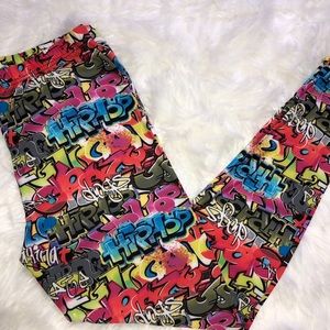 Graffiti Leggings - Plus Size